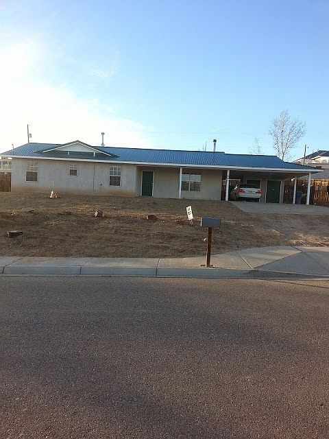 1st image of 661 Breech Dr SW