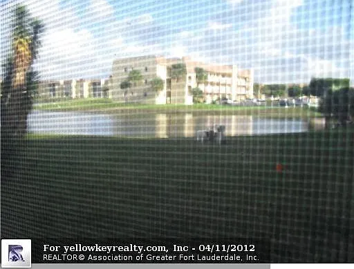 3050 E Sunrise Lakes Dr — Photo 7