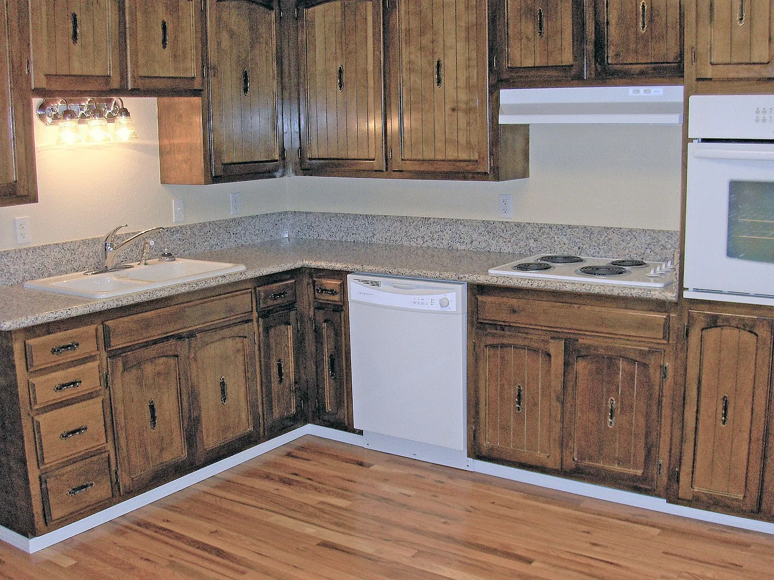 River View: Unique 1,200 sq ft 2 Bedroom 2 Bath Apartment in Secluded 4-Plex, NE Albany $1,595 — Photo 1