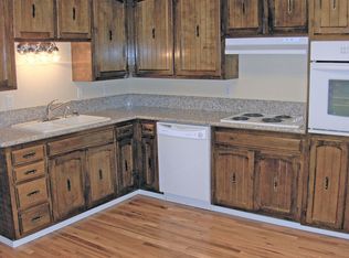 River View: Unique 1,200 sq ft 2 Bedroom 2 Bath Apartment in Secluded 4-Plex, NE Albany $1,595, Albany, OR 97321