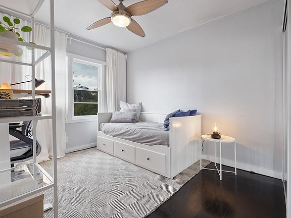 5th image of 1065 1/2 Ivar Ave