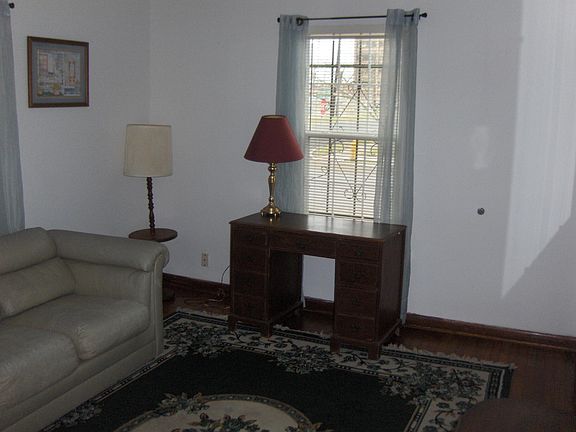 2nd image of 1601 10th St