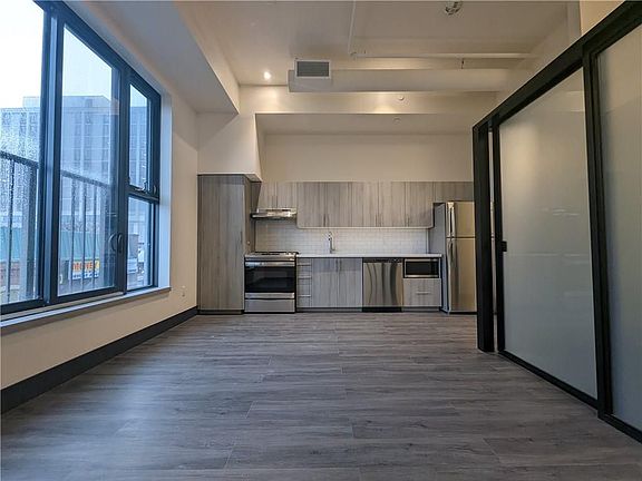 3rd image of 121 King St E #204