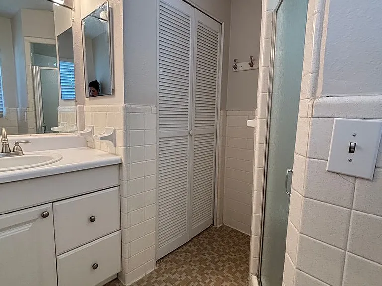 4743 Champion Ct — Photo 14