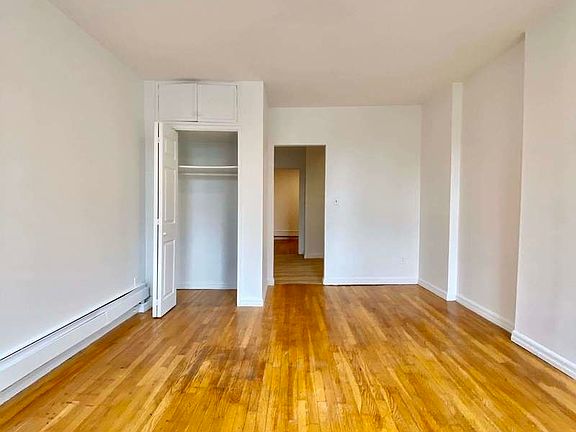 4th image of 1450 1st Ave APT 5RNE