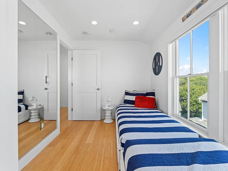 93 Long Beach Ave #2 — Photo 14