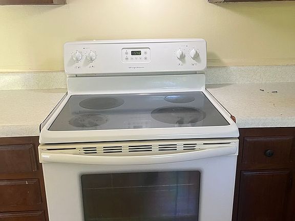 2nd image of 1032A Carriage Dr