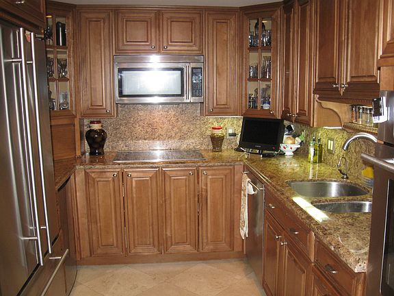 3rd image of 130 Sunrise Ave APT 414W