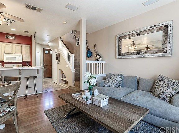 3rd image of 23014 Cheyenne Dr