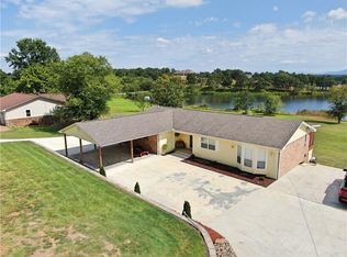 8811 N Lake Ln, Hackett, AR 72937