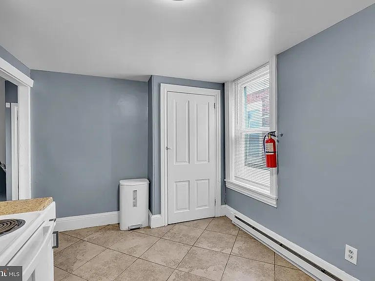 905 W Marshall St #2 — Photo 10