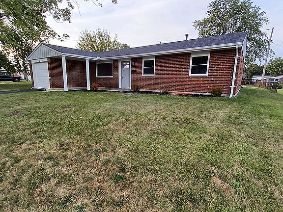2nd image of 1608 Cypress Pl