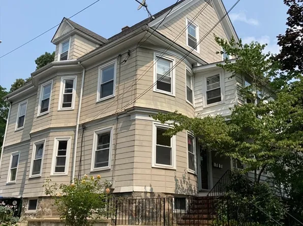 30 Falmouth St #1, Belmont, MA 02478