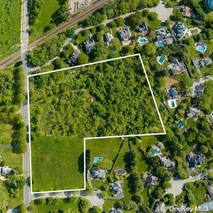  Lake Road, Greenlawn, NY, 11740