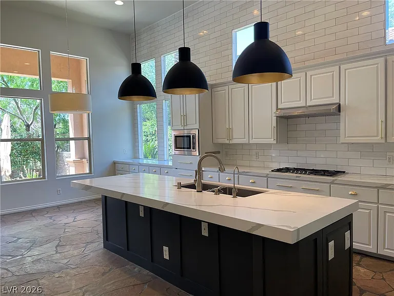 53 Avenida Sorrento — Photo 11