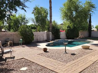 996 N Martingale Rd, Gilbert, AZ 85234