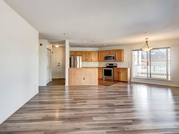 5th image of 1080 A Cougar Creek Dr #109
