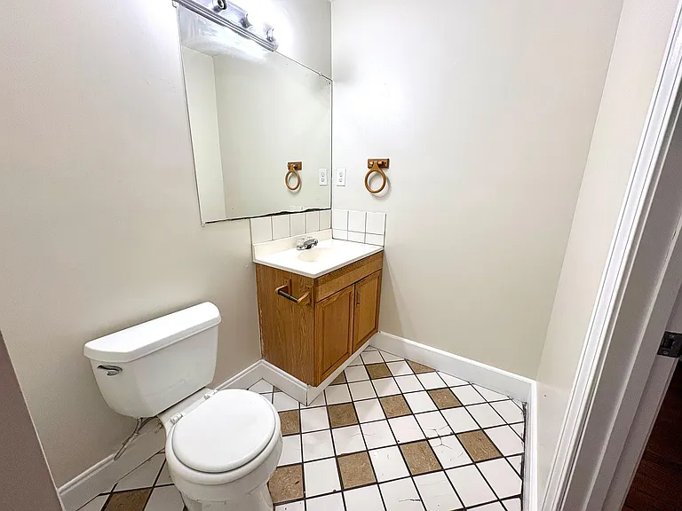 1346 Westmont Rd SW — Photo 9