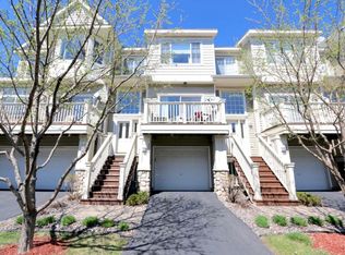 2453 Eagle Trace Ln #2453, Saint Paul, MN 55129