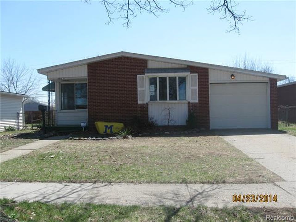 1st image of 34203 Beechnut St