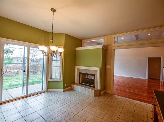 5th image of 2340 Windemere Dr