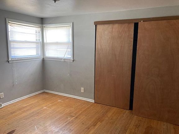 3rd image of 5726 N 98th St #5726
