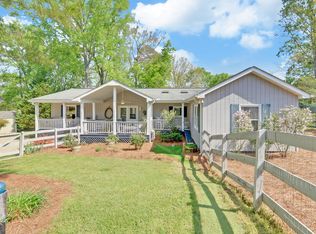 809 Glenn Ferry Rd, Fair Play, SC 29643