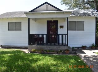 311 E Kenedy Ave, Kingsville, TX 78363
