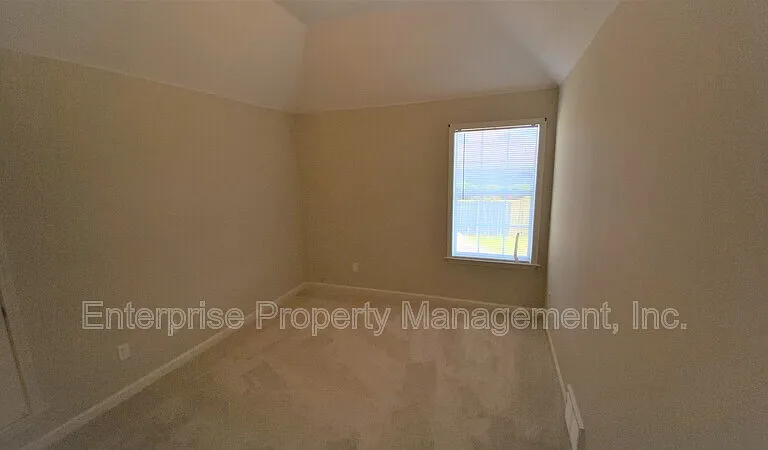 10204 Sutton Ridge Ln — Photo 16