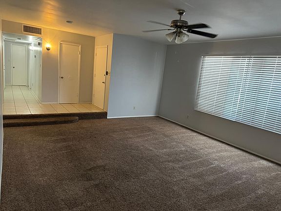 3rd image of 227 E Manhatton Dr