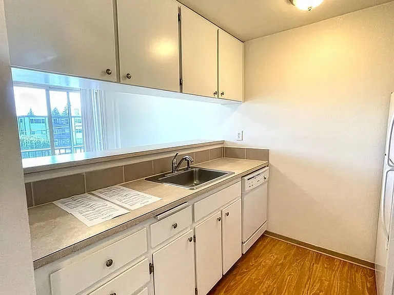 416 SW 155th St — Photo 12