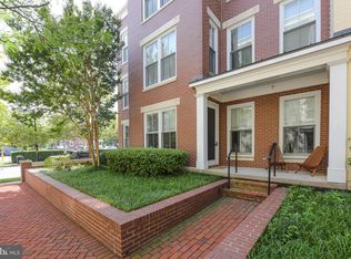 910 Powhatan St UNIT 104S, Alexandria, VA