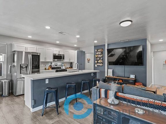 5th image of 1703 Midvale Dr