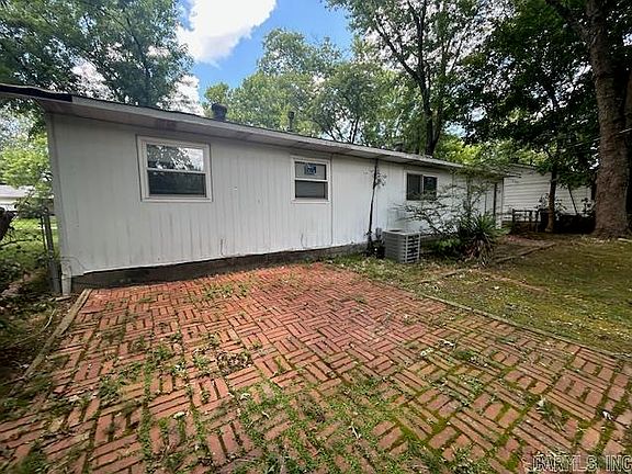 2nd image of 12 Parkridge Dr