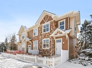 786 E Tuscany Dr NW, Calgary, AB T3L3C4