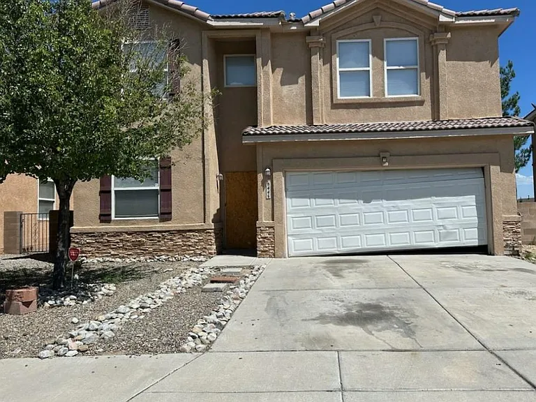 844 Molten Pl NW — Photo 1