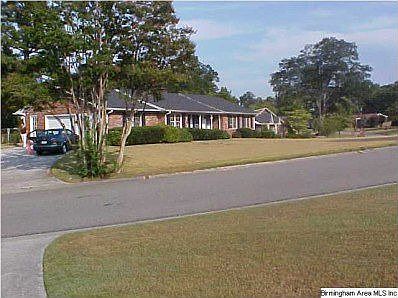 2nd image of 2513 Belle Terre Dr