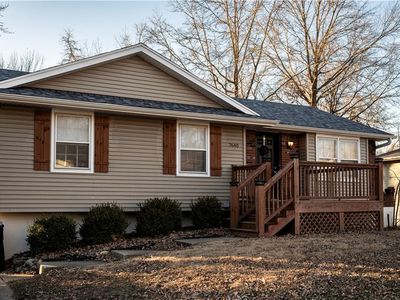 7640 NW Milrey Dr, Kansas City, MO, 64152