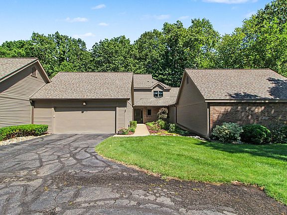2nd image of 4608 Cottonwood Dr
