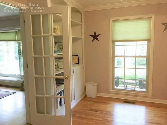 5th image of 88 Sandy Springs Cir