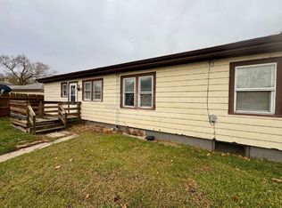 1339 Kansas St #B, Ottawa, IL 61350