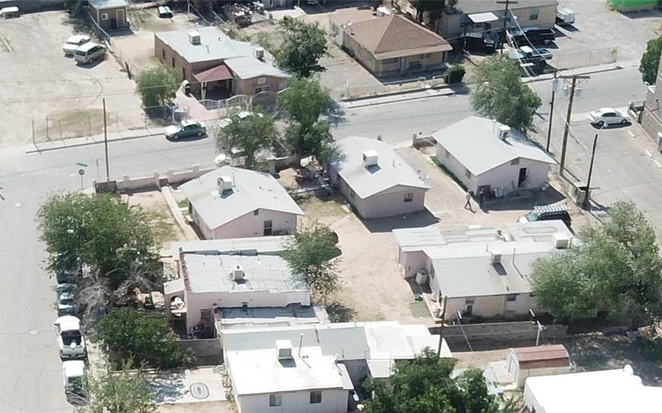 1st image of 118 N Seville Dr #0
