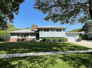 5 Walworth Ct, Madison, WI 53705