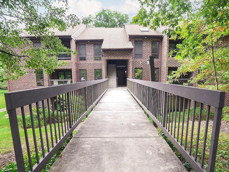 1st image of 23244 Chestnut Oak Ct APT 1063