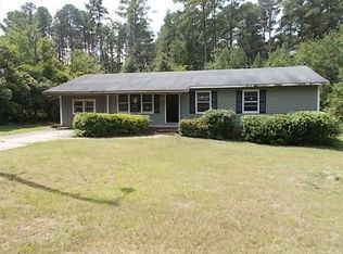 1370 W Michigan Ave, Southern Pines, NC 28387