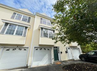 22 Harrison St #C, Lowell, MA 01852
