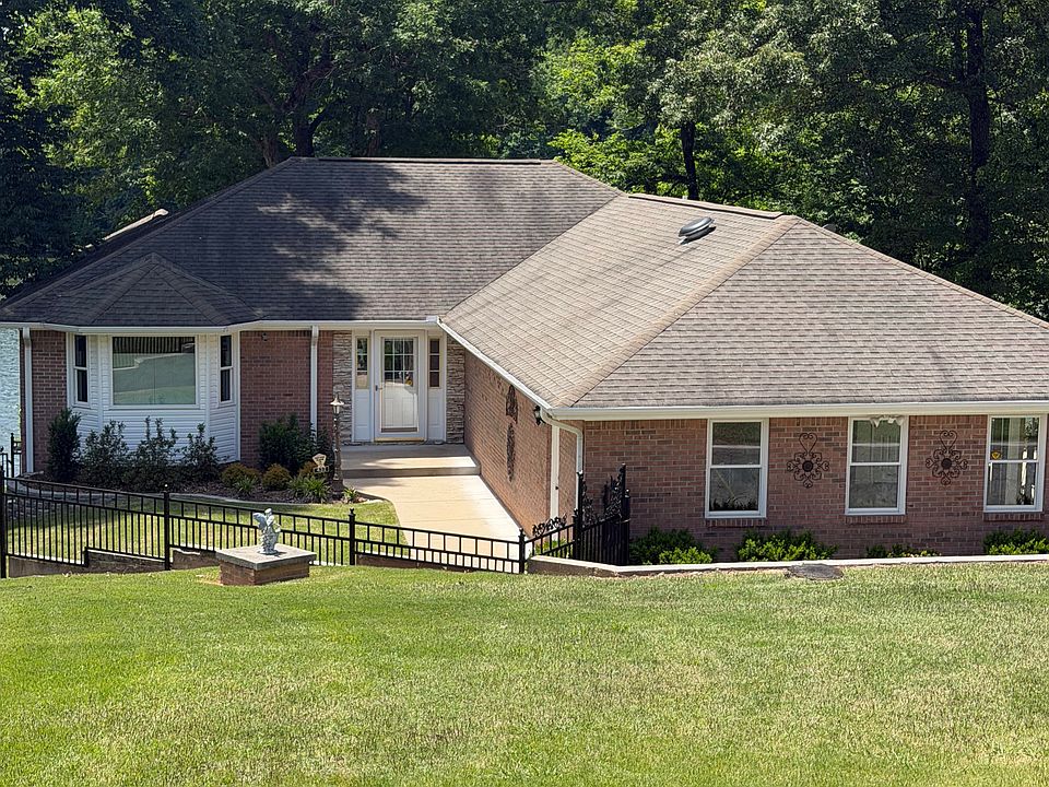 1st image of 432 Poplar Springs Dr