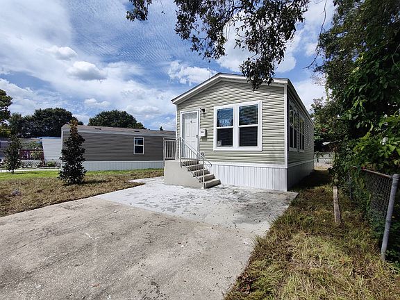 2nd image of 3201 53rd Ave N