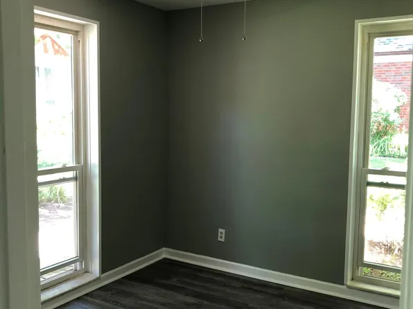 20 Anfred Walk, Saint Louis, MO 63132