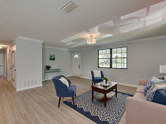 5th image of 7722 Knoll Dr S